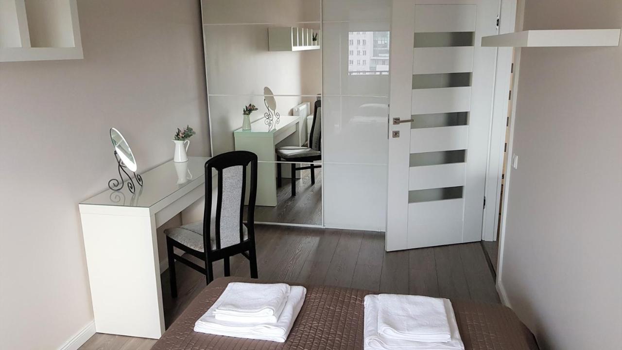 Goclaw Apartament Warsaw Luaran gambar